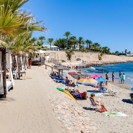 Cb Living - Sunny Penthouse With Terrace, Punta Prima Apartamento *