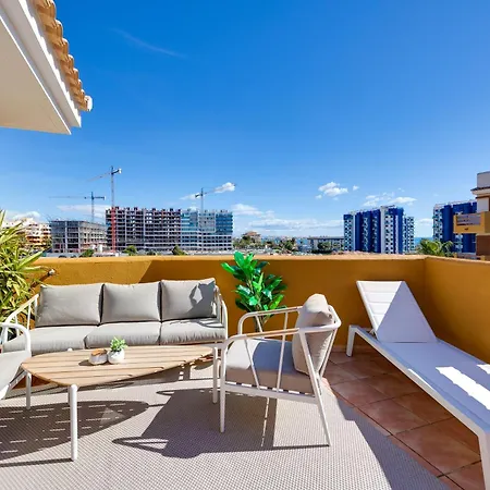 Apartment Cb Living - Sunny Penthouse With Terrace, Punta Prima Torrevieja