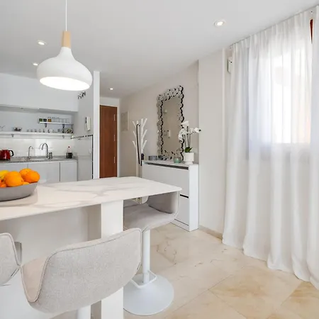 Apartamento Cb Living - Sunny Penthouse With Terrace, Punta Prima