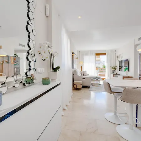 Apartamento Cb Living - Sunny Penthouse With Terrace, Punta Prima *