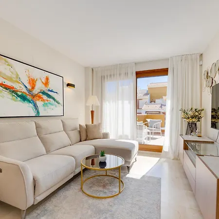 Cb Living - Sunny Penthouse With Terrace, Punta Prima Apartment
