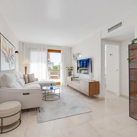 Cb Living - Sunny Penthouse With Terrace, Punta Prima Apartment Torrevieja