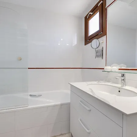 Cb Living - Sunny Penthouse With Terrace, Punta Prima Torrevieja