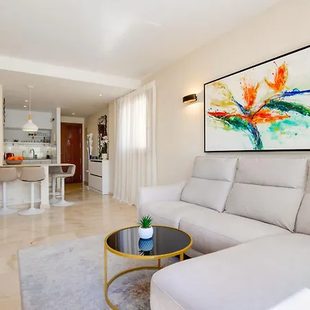 Sunny Penthouse With Terrace, Punta Prima Apartament Torrevieja
