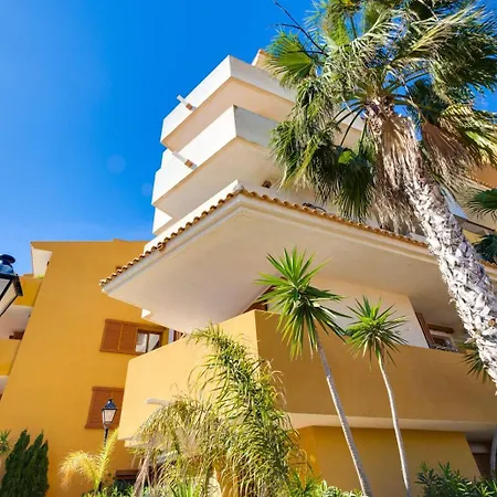 Apartament Sunny Penthouse With Terrace, Punta Prima *