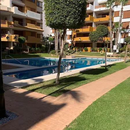 Sunny Penthouse With Terrace, Punta Prima Apartament Torrevieja