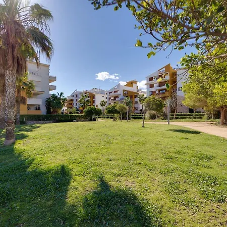 Apartament Sunny Penthouse With Terrace, Punta Prima *